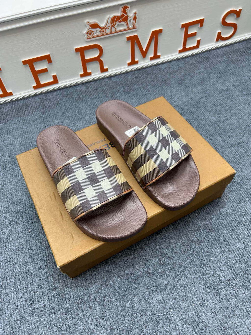 Z5Z35R253 Popular Slippers