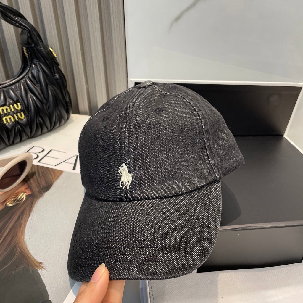 M1Q105A104 Popular hats