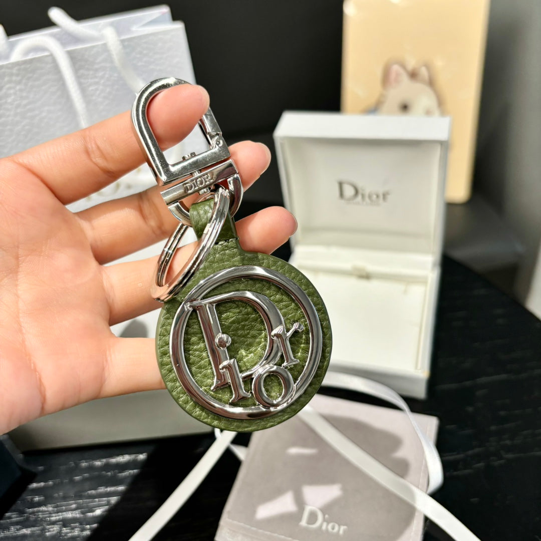 A1R46D30 Popular bag 's charms accessories