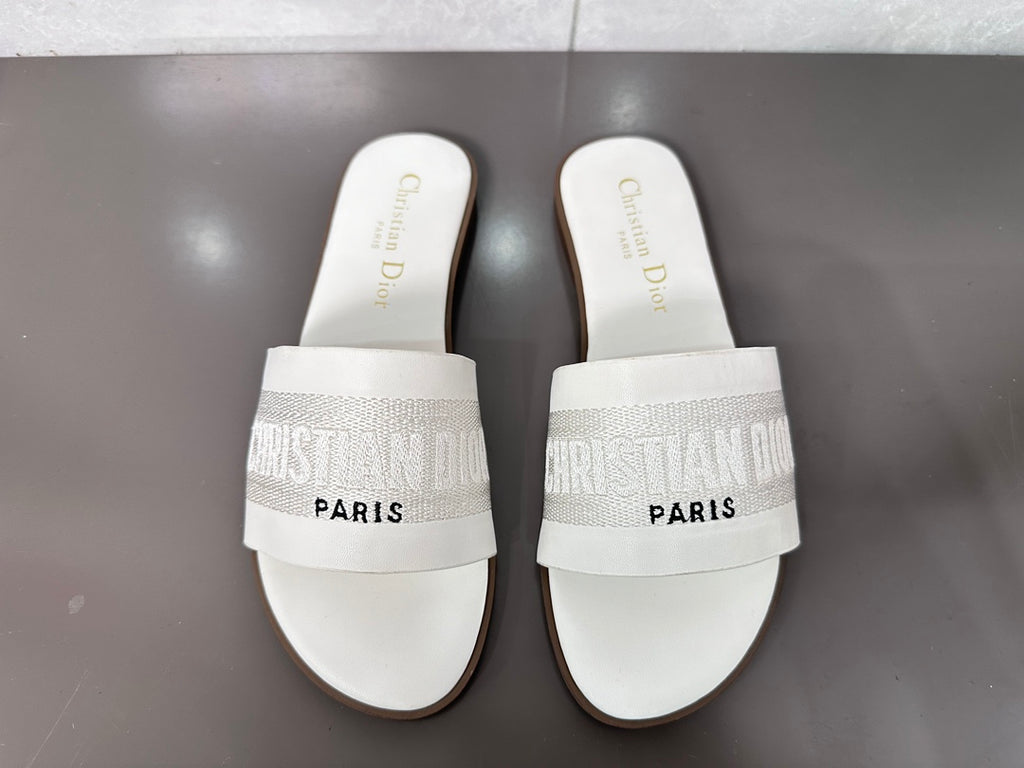 Z1ZD32 Popular slippers