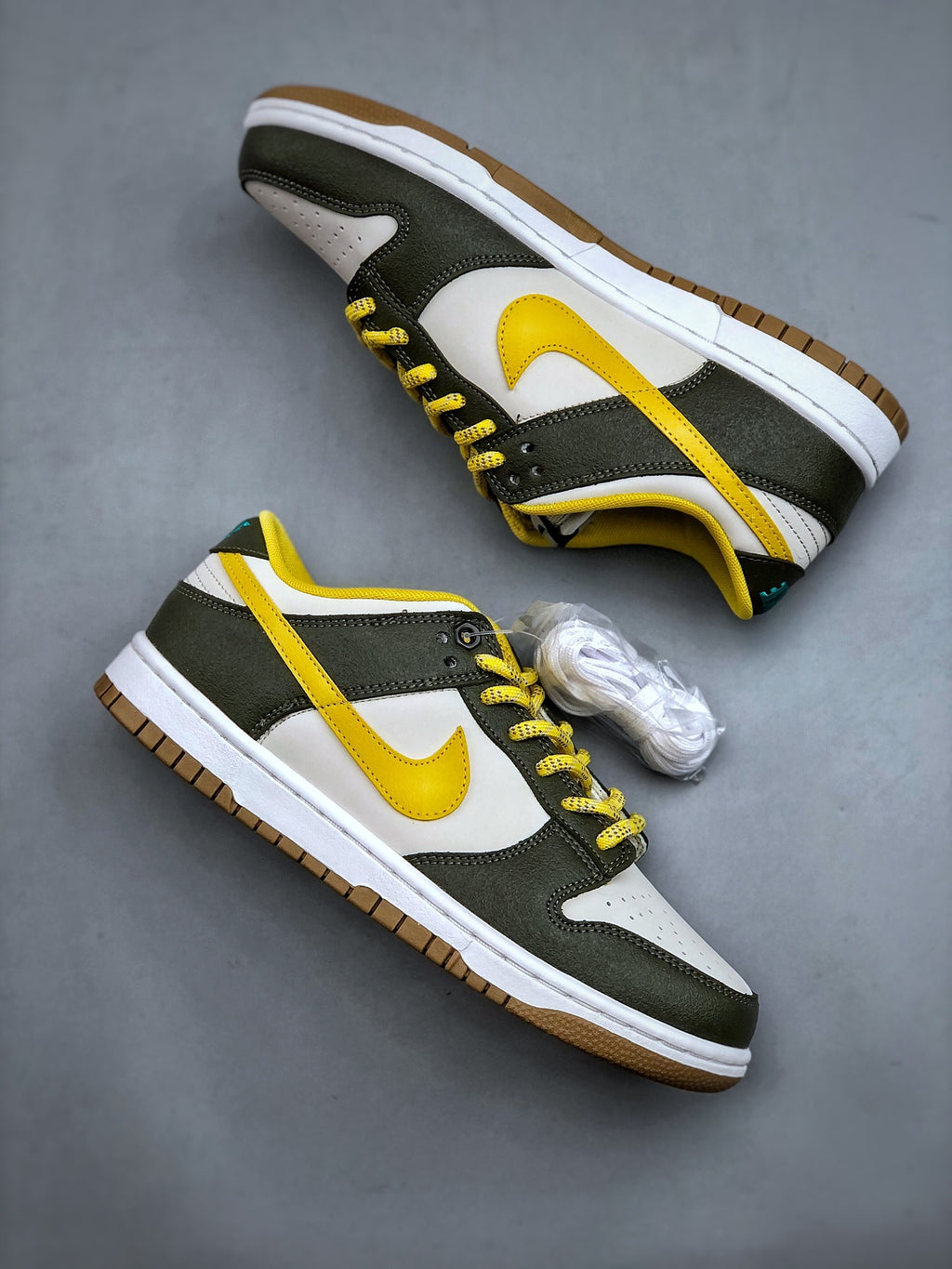Z4N65A12  Popular shoes
