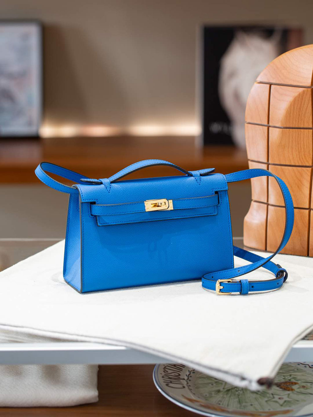 B1R66A7 Popular leather bag