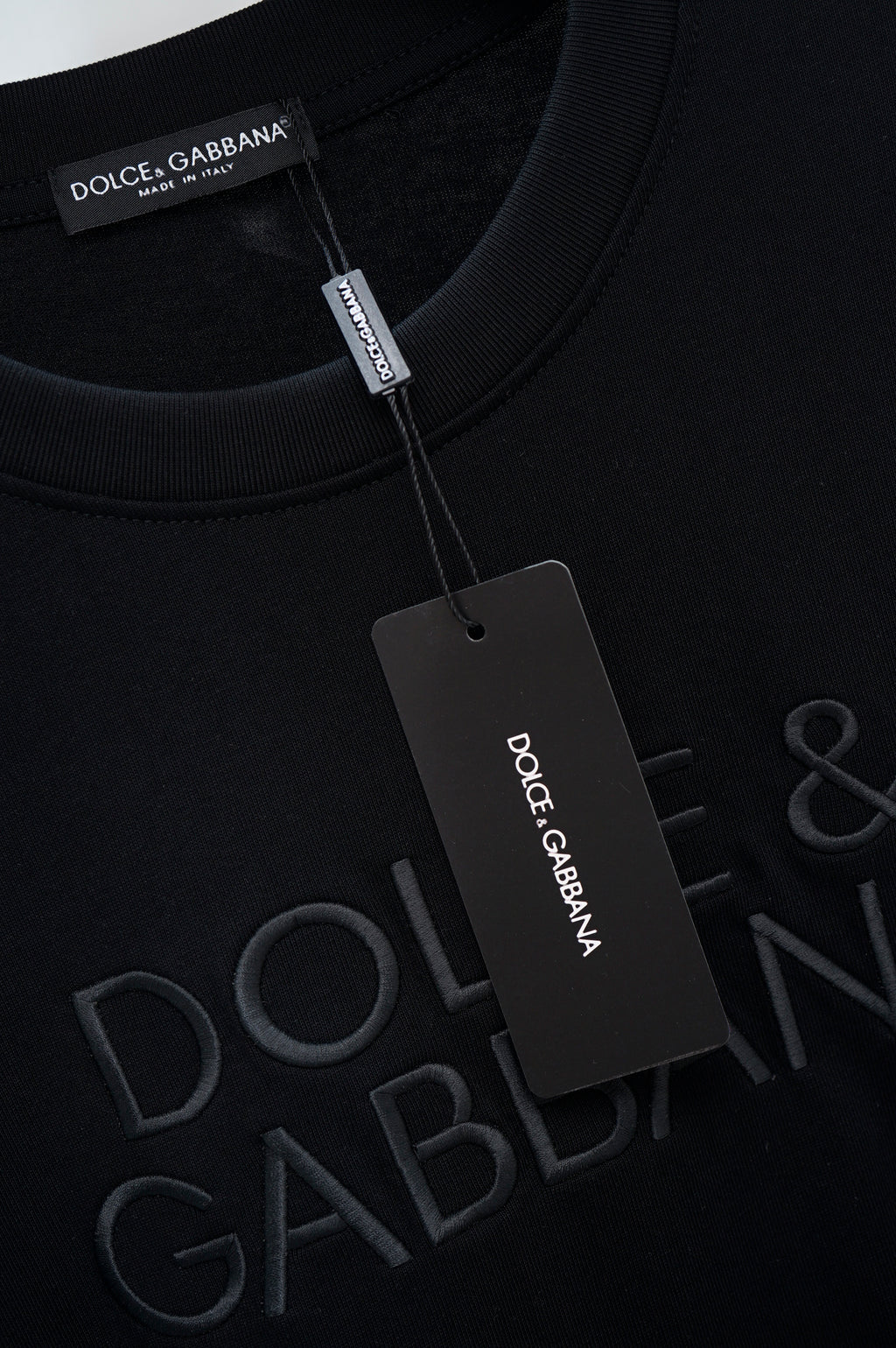 U1R86A10 Popular T-shirts