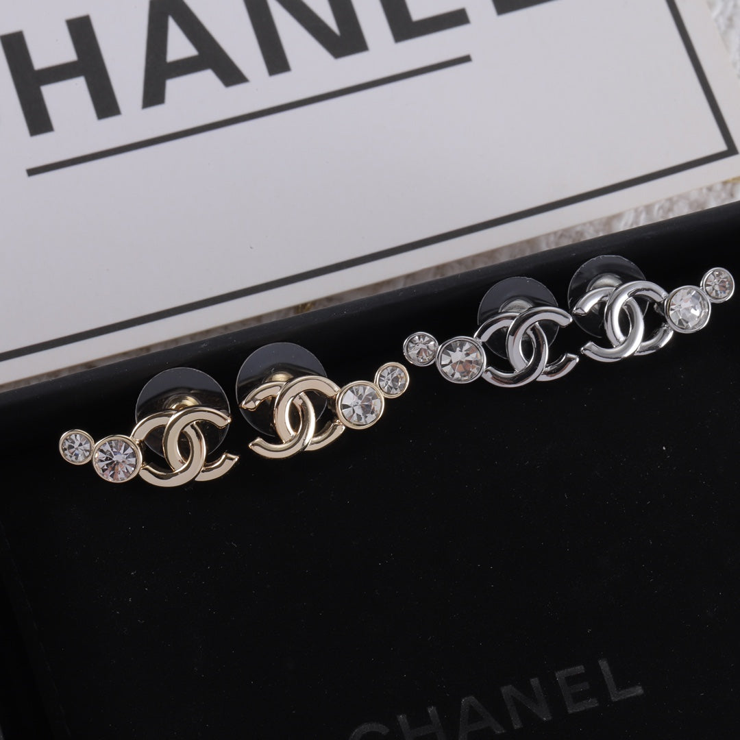 X1Z94C1081E Popular  Earrings