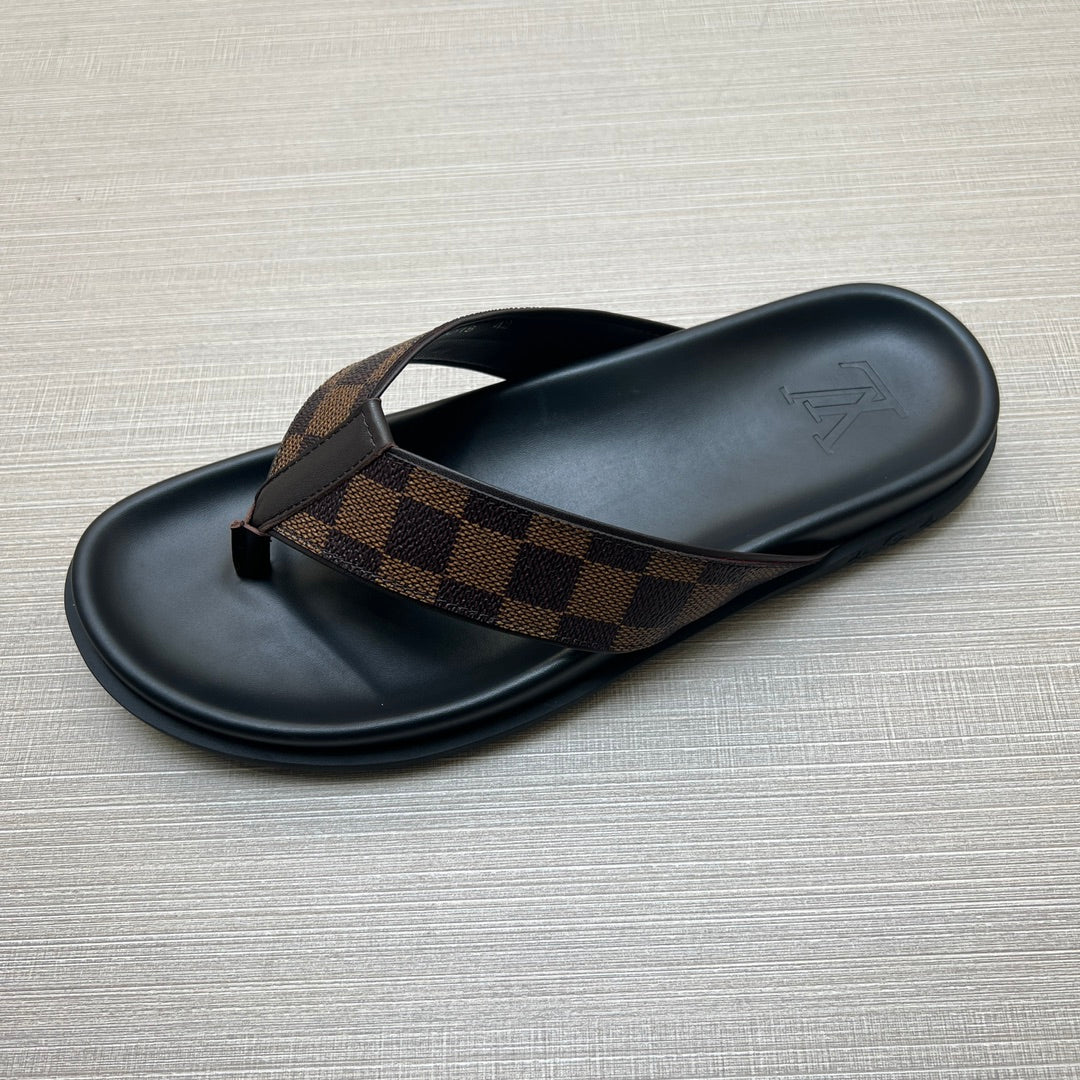 Z5ZE60 Popular slippers