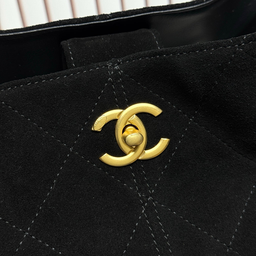 B1P46C17 Popular leather bag