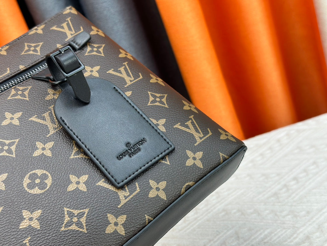 B1X44E398 Popular   leather bag