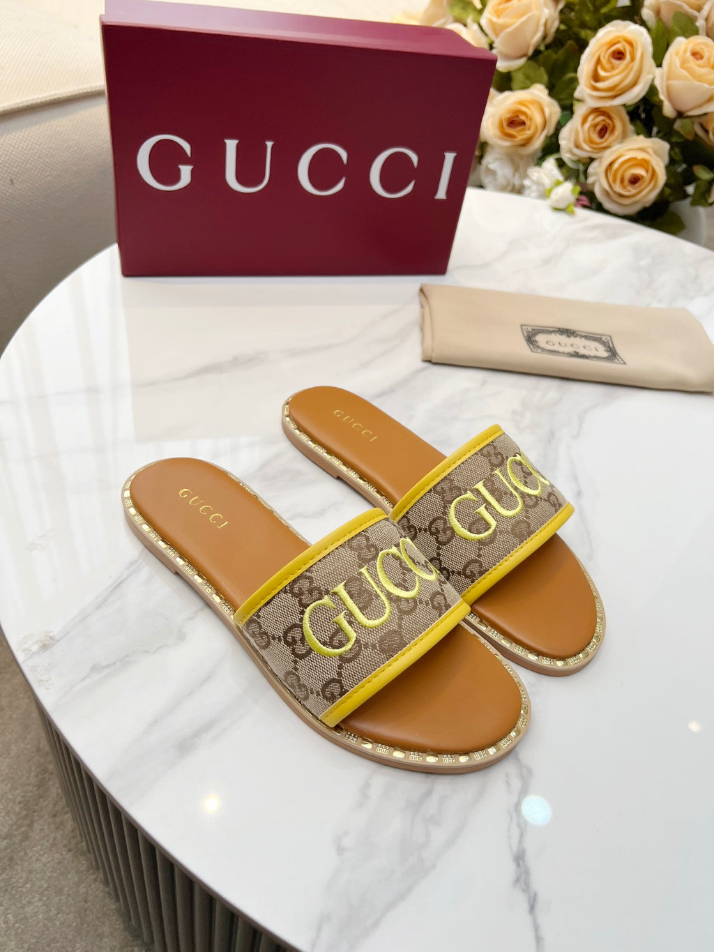 Z2Q55B29 Popular high-quality  Shoes