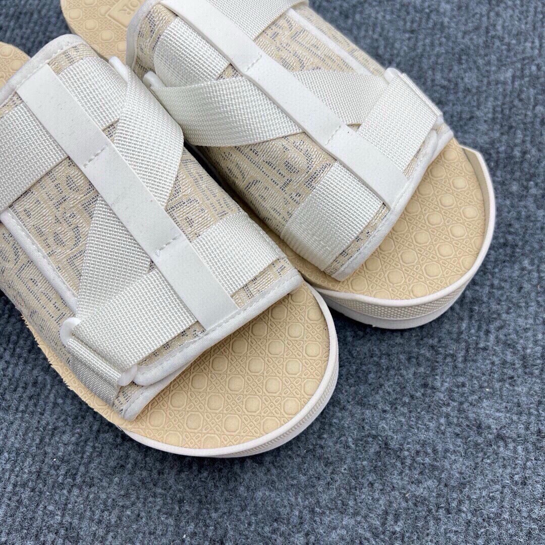 Z5Z35D305 Popular Slippers