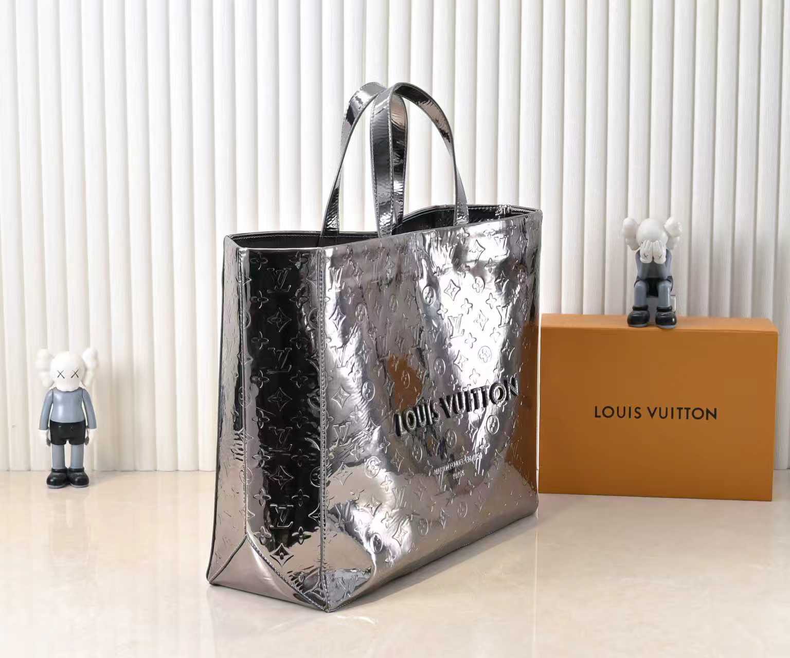 B1P46E82 Popular leather bag