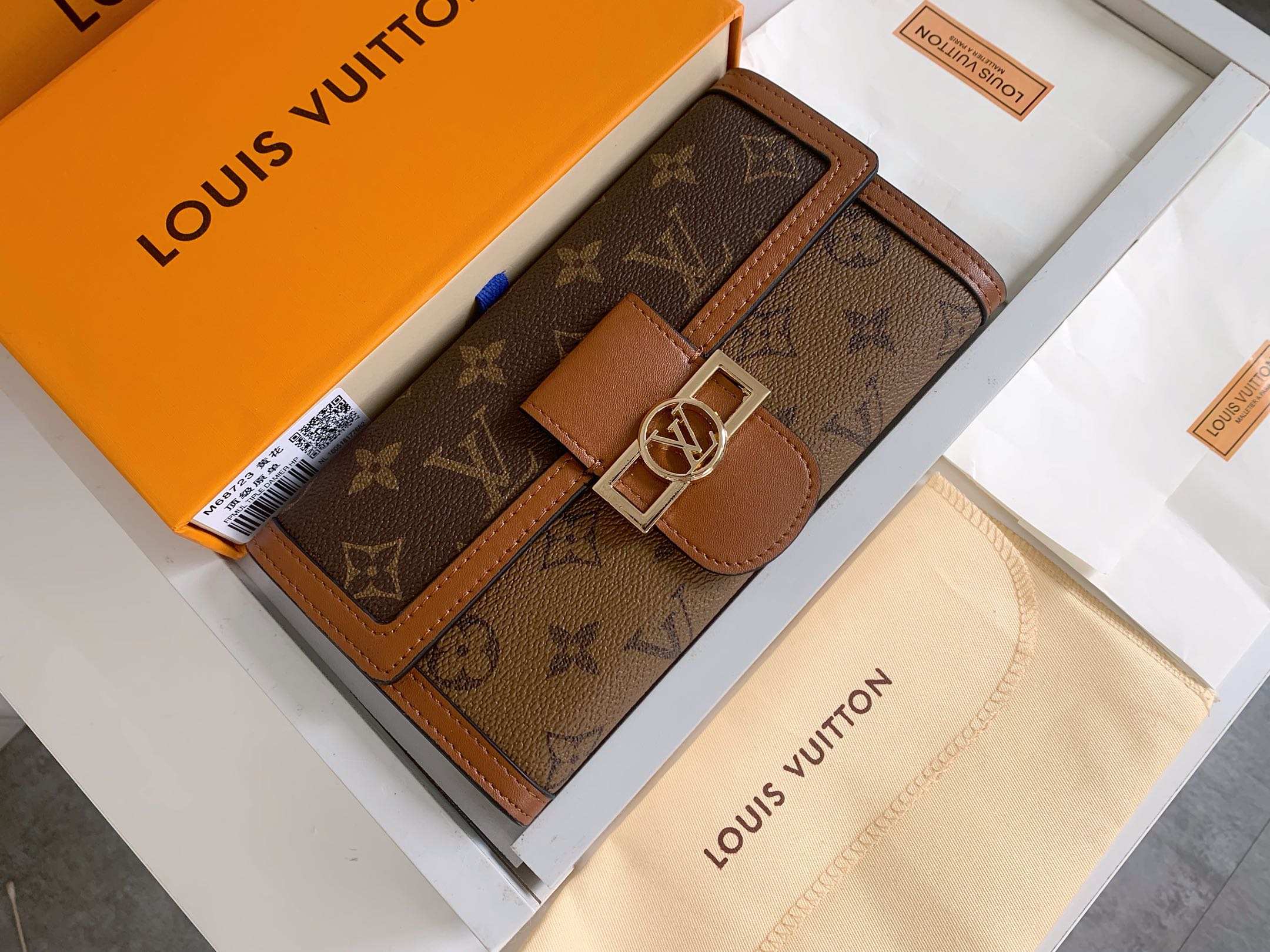 B1N55E33 Popular   leather wallets