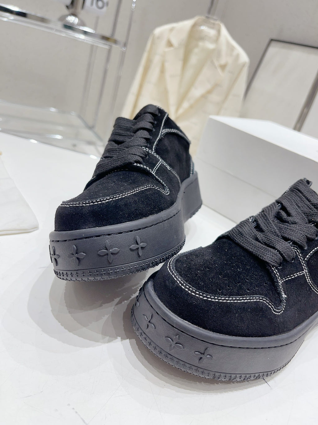 Z1Q105A345 Popular  Shoes