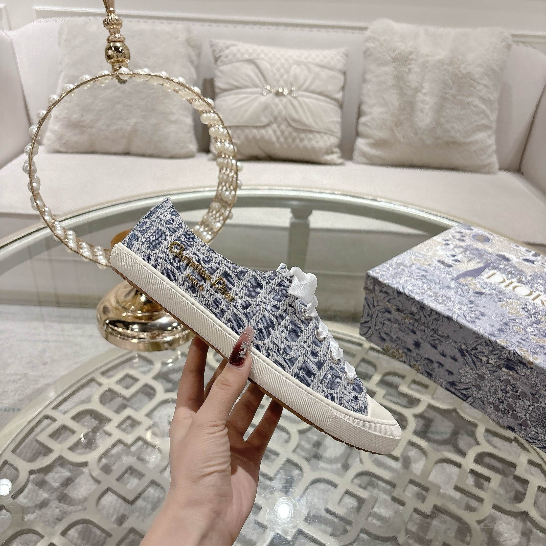 Z2Z85D59 Popular high-quality shoes