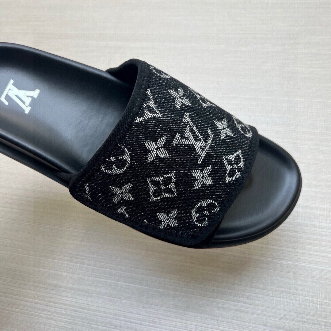 Z5QE2  Popular Slippers