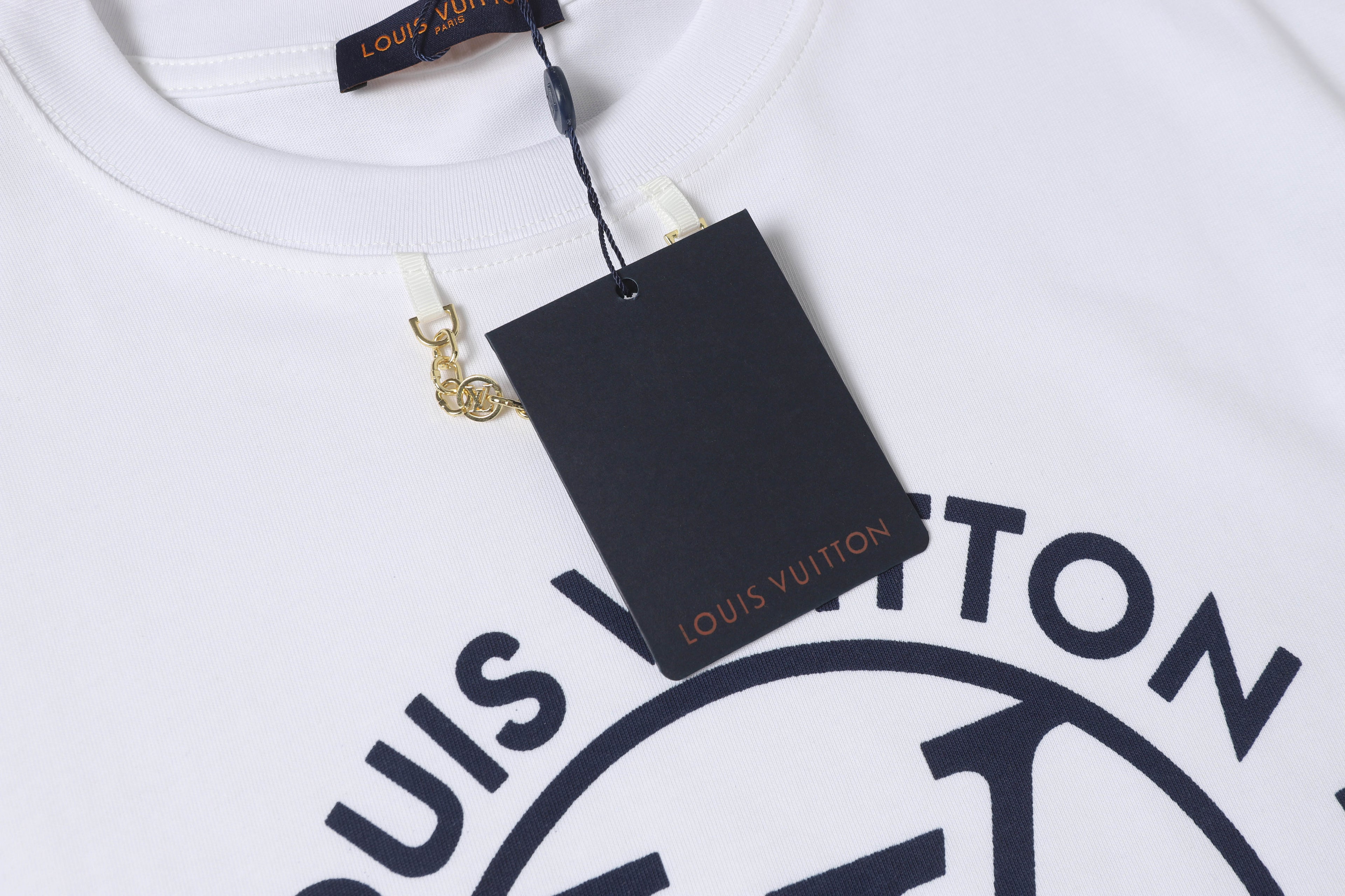 U1R45E143 Popular T-shirt