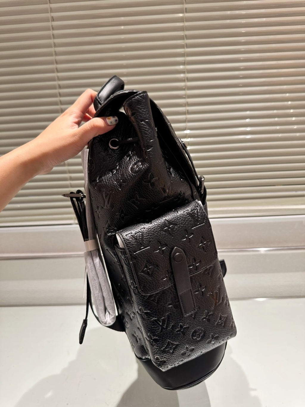 B6X83E57 Popular leather bag 