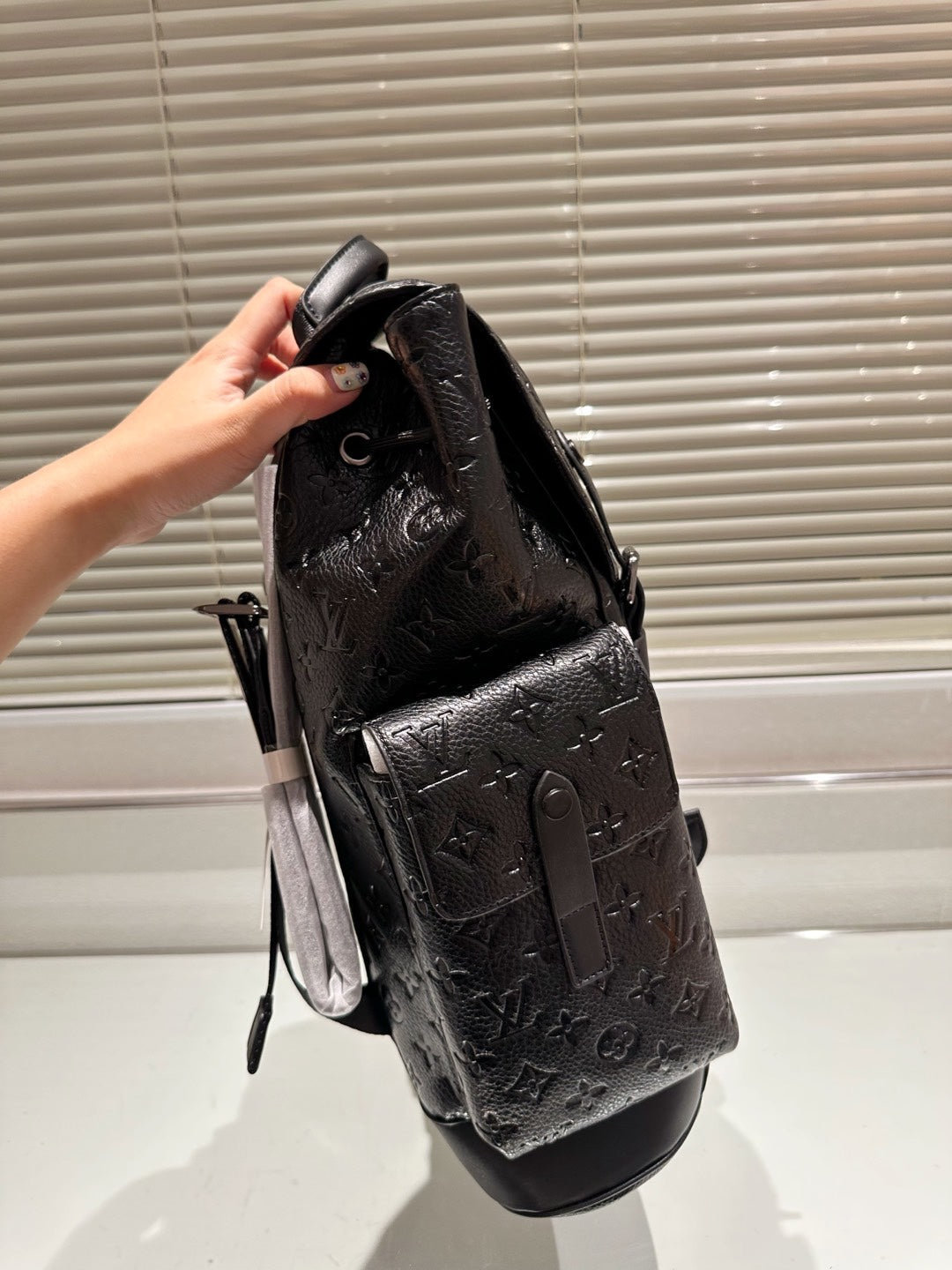 B6X83E57 Popular leather bag 