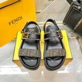 Z1Z54F71 Popular sandals
