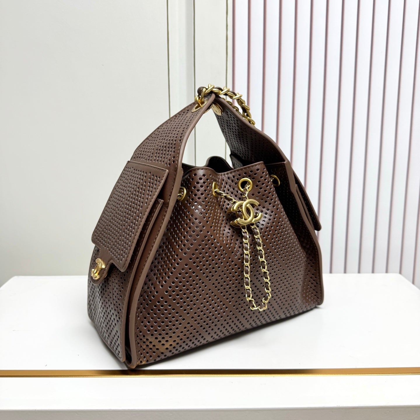B1R76C54 Popular leather bag