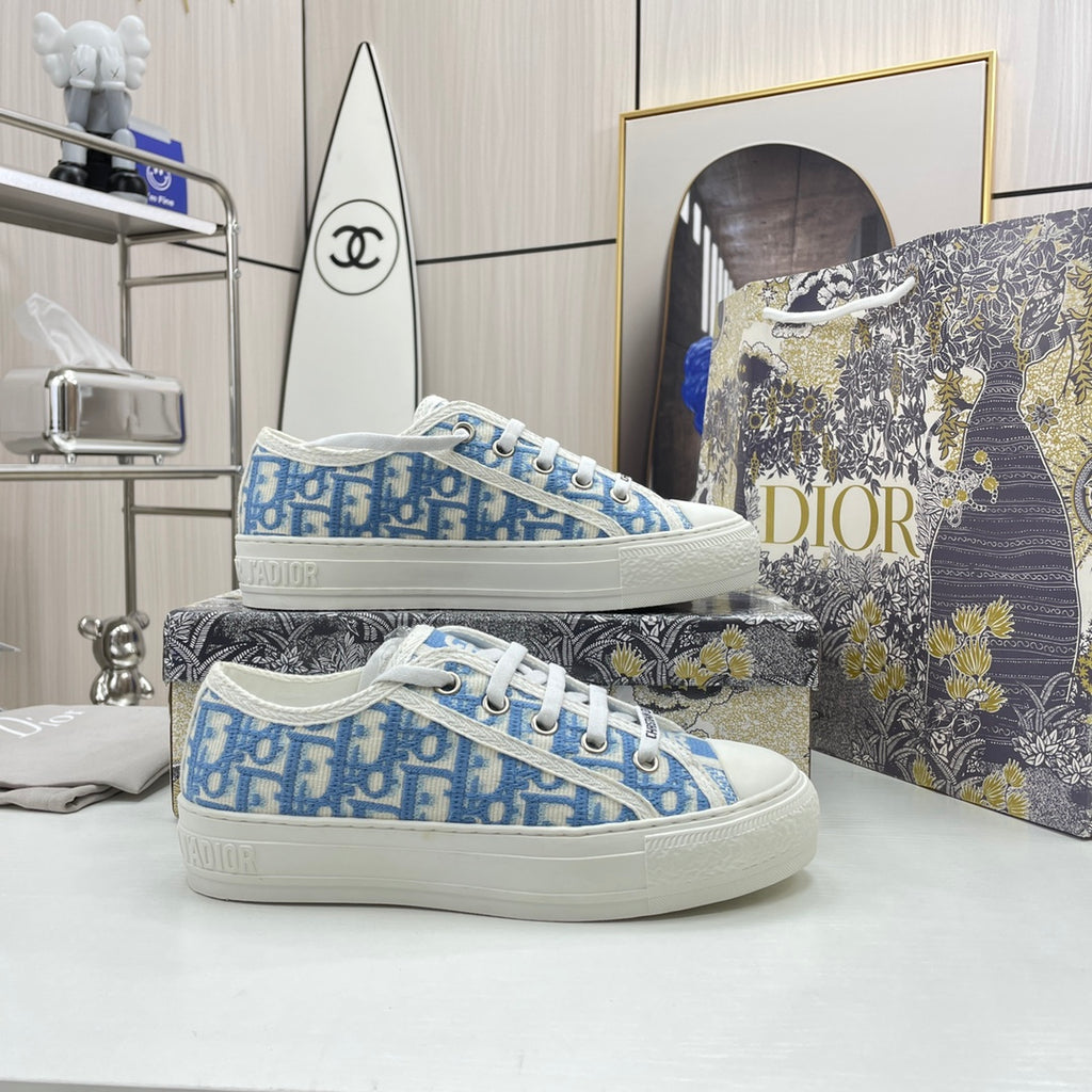 Z1XD65 Popular shoes