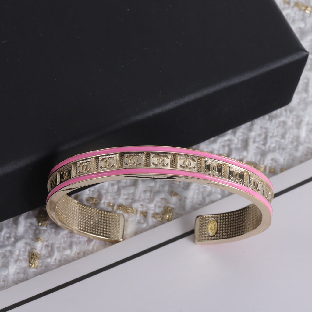 X1Z34C315K  Popular Bracelets