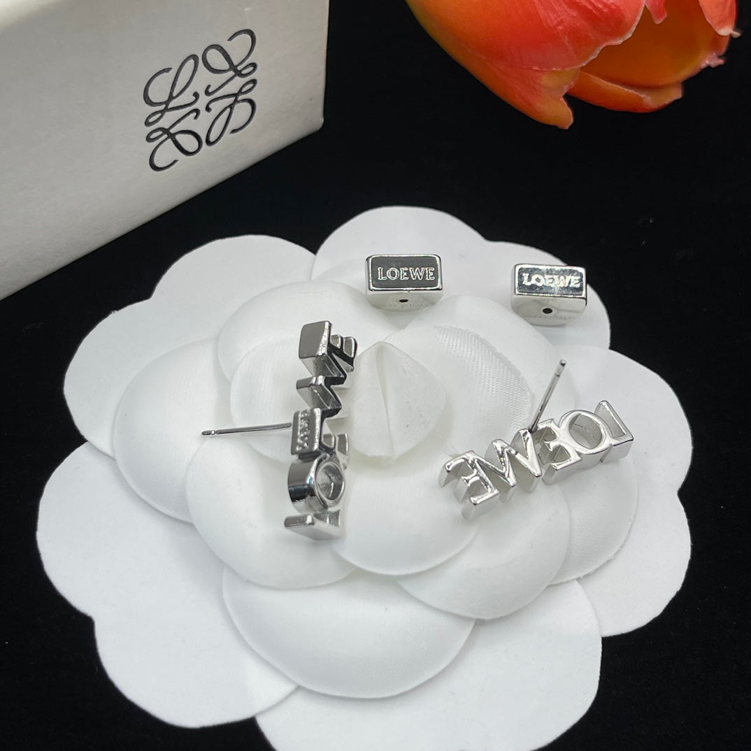 X1Z94A754E Popular  Earrings
