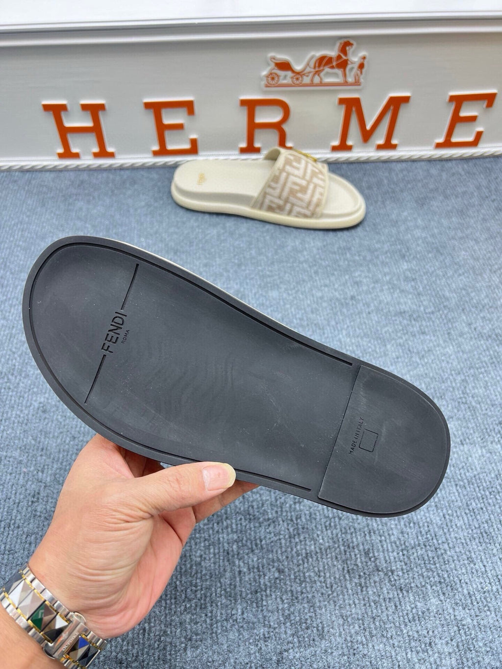 Z5ZF37 Popular slippers