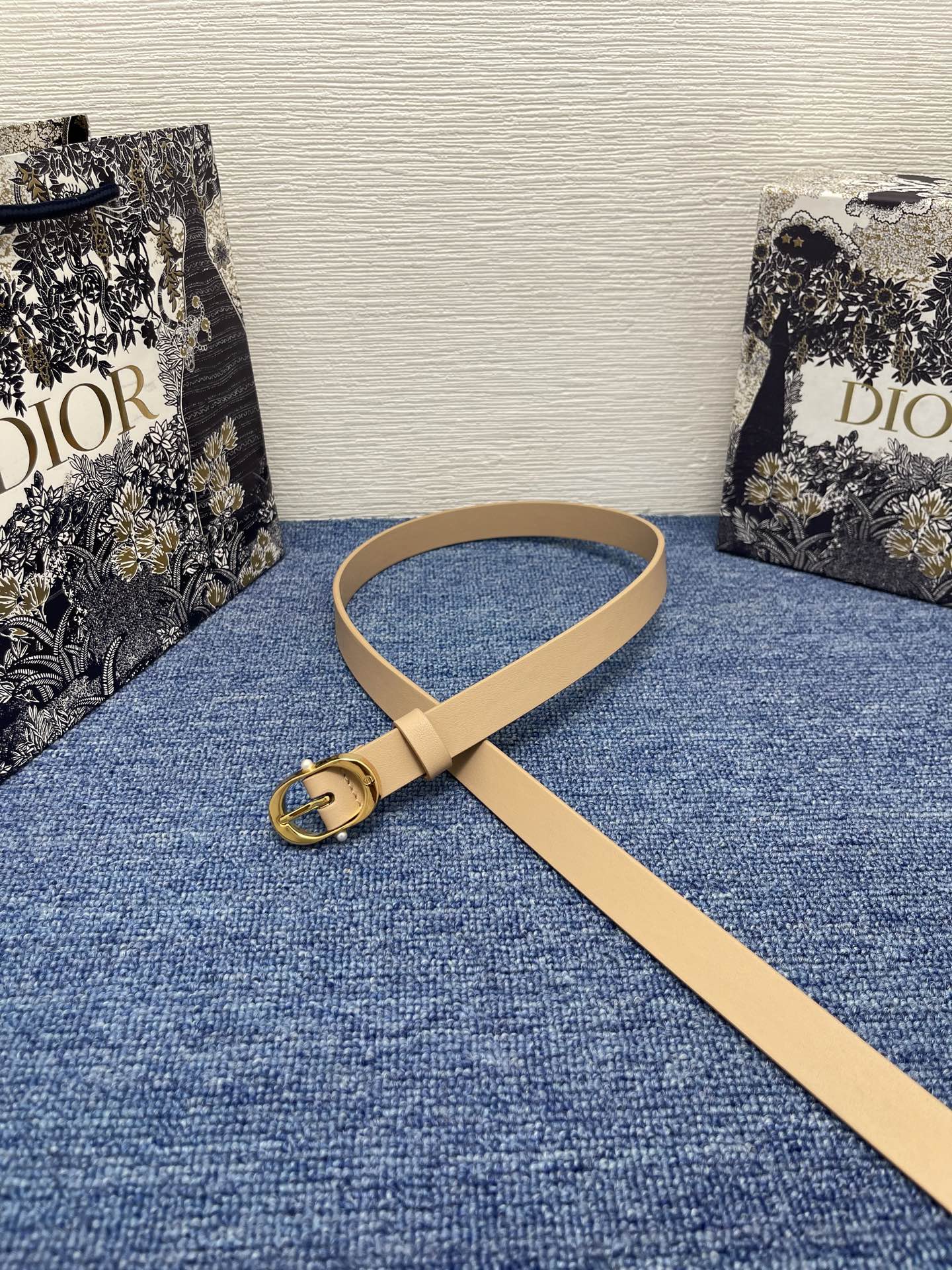P1R55D204 Popular  High quality belt With full package
