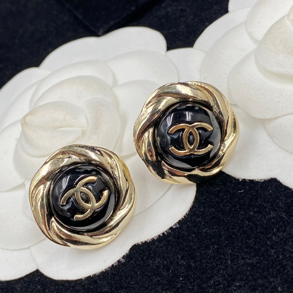X1Q45C11E Popular Earrings