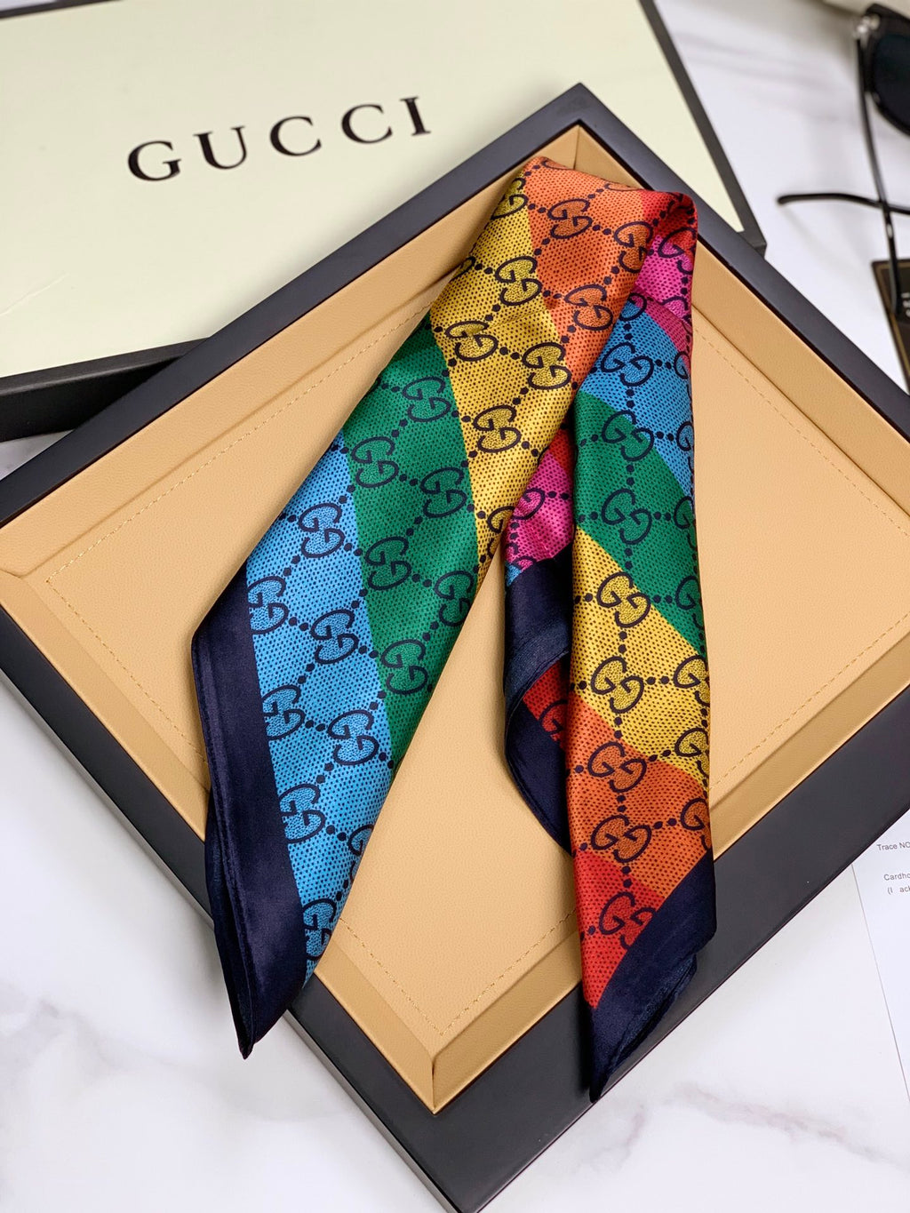 W1N55C10 Popular Silk Scarve