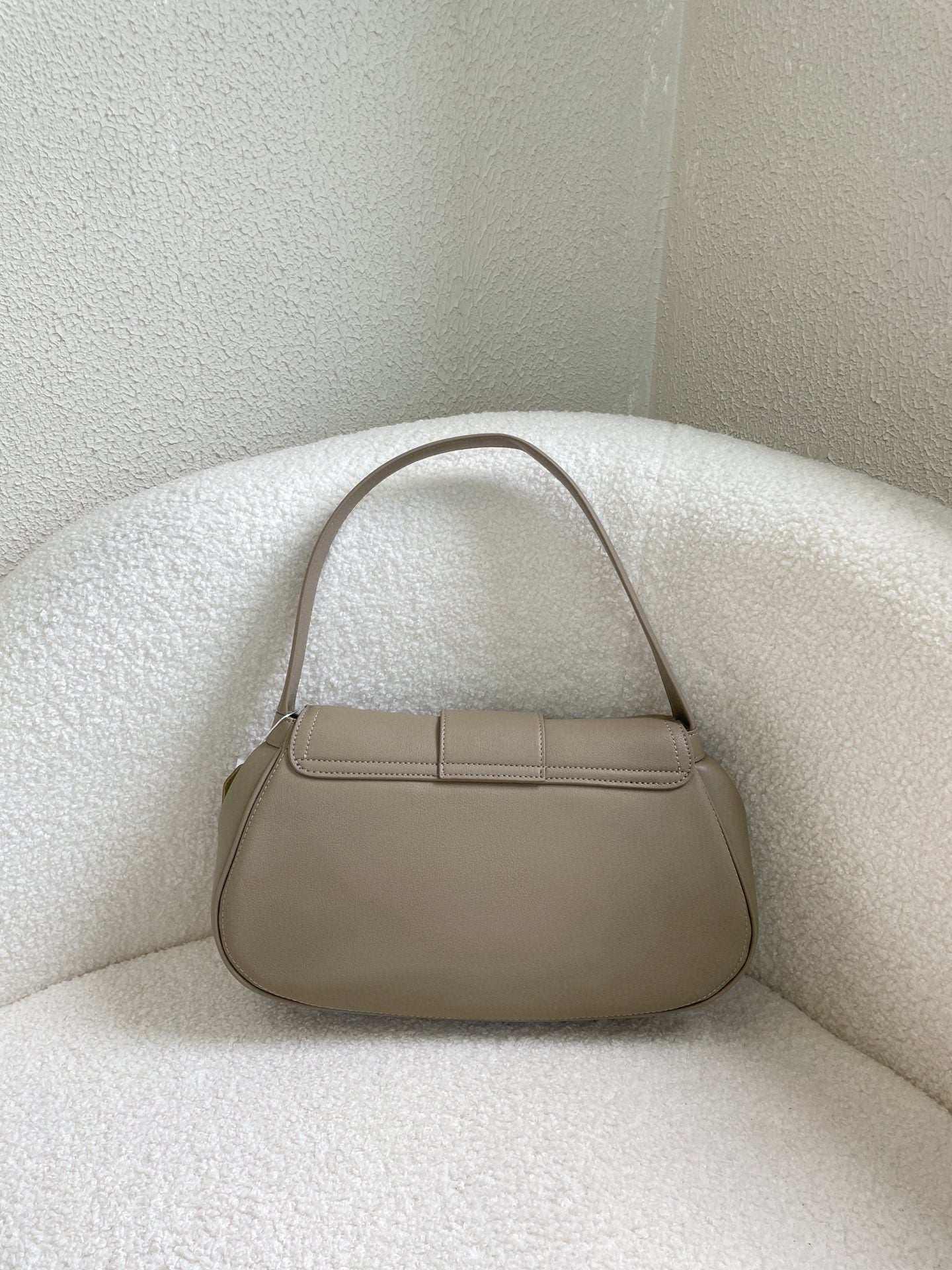 B1X64CL452 Popular  leather bag