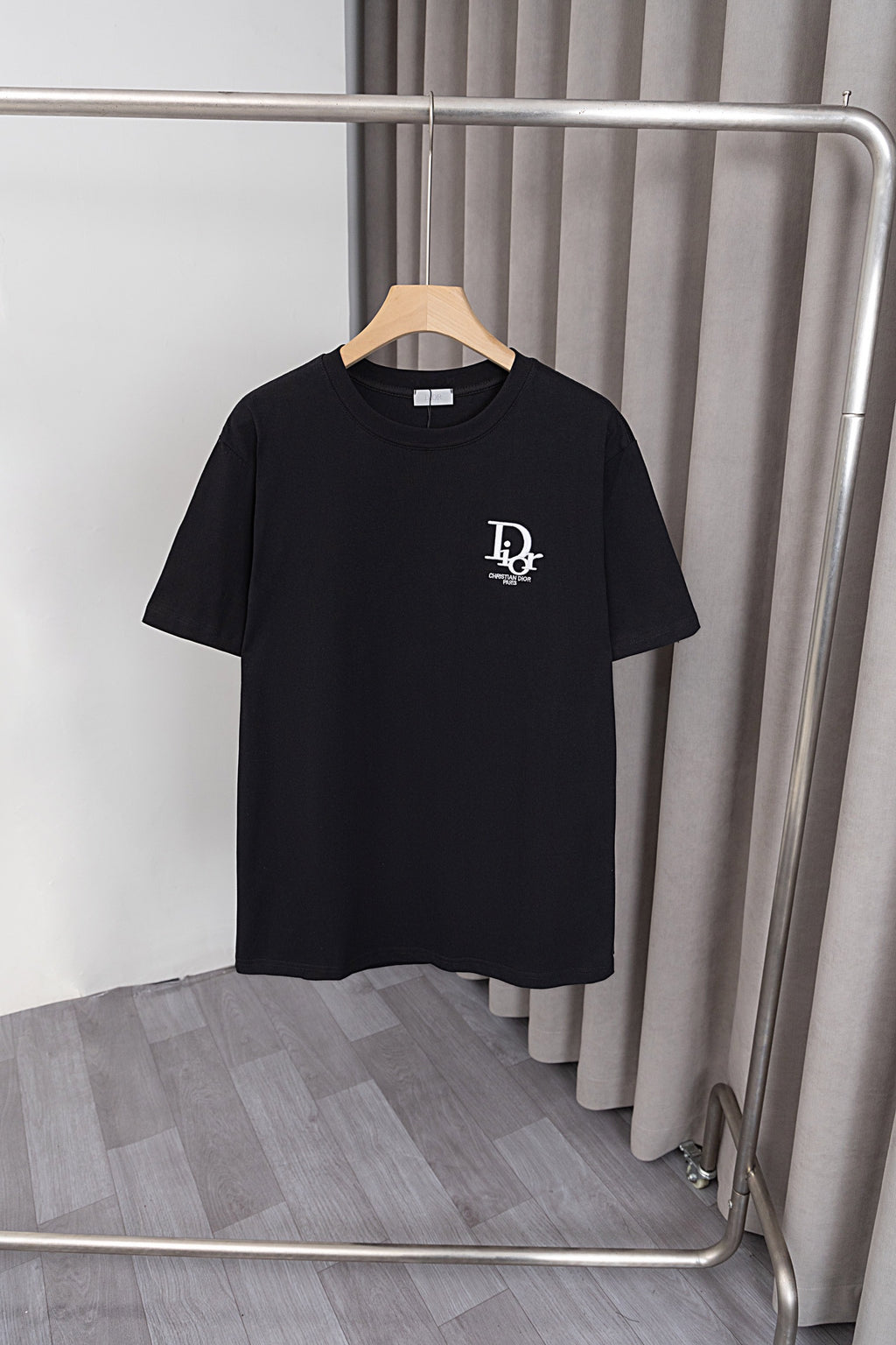 U1W25K15  Popular T-shirts