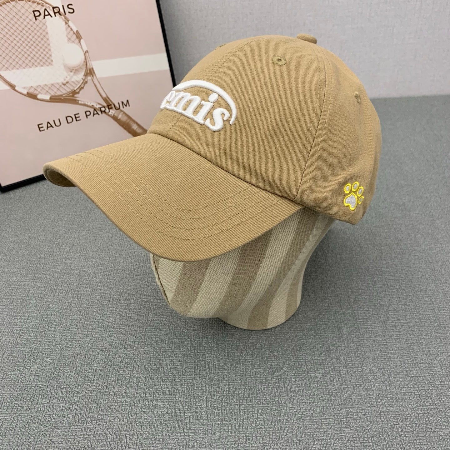 M1P45A572 Popular  hats
