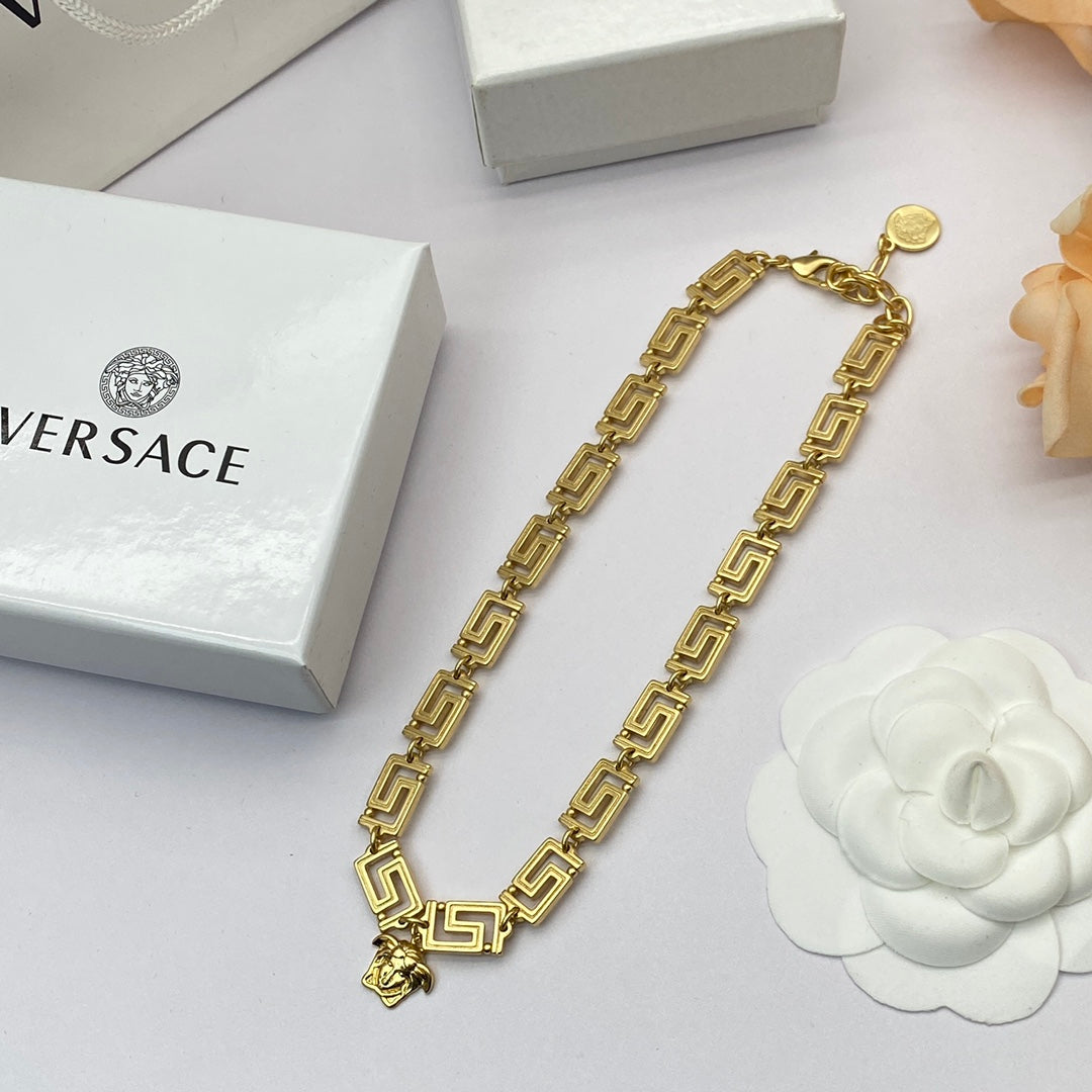 X1R75V73X Popular   Necklace