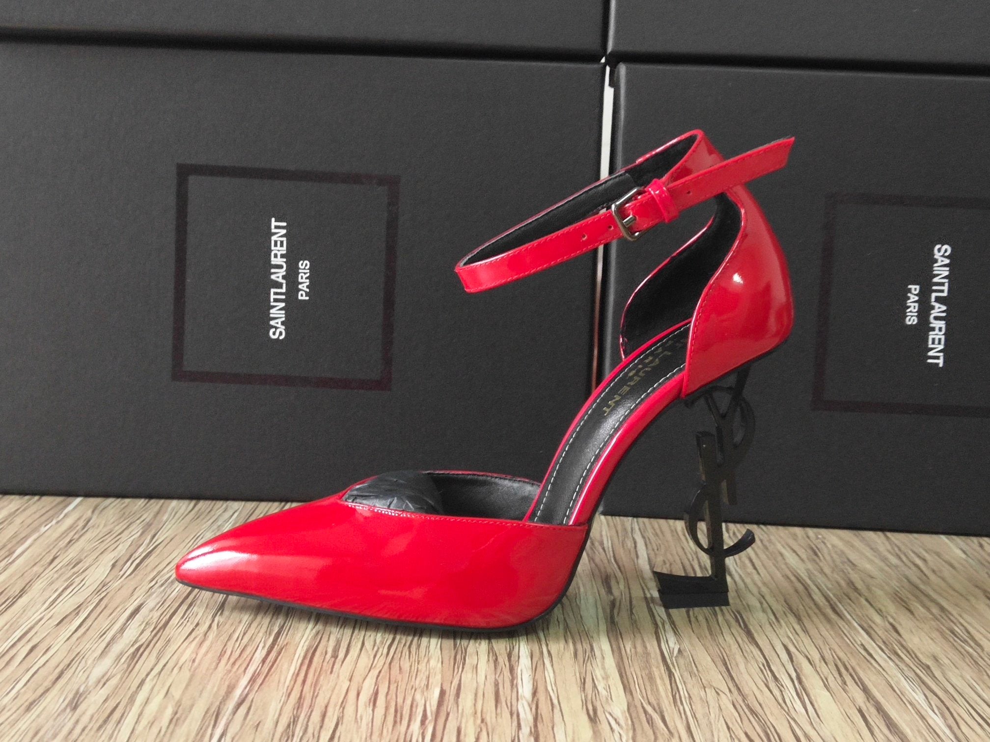 Z2XSL155 Popular leather high heels（patent leather）