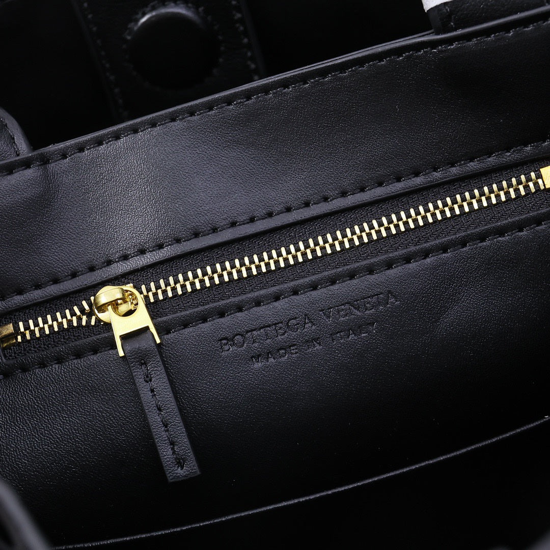 B1X104A81 Popular  leather bag
