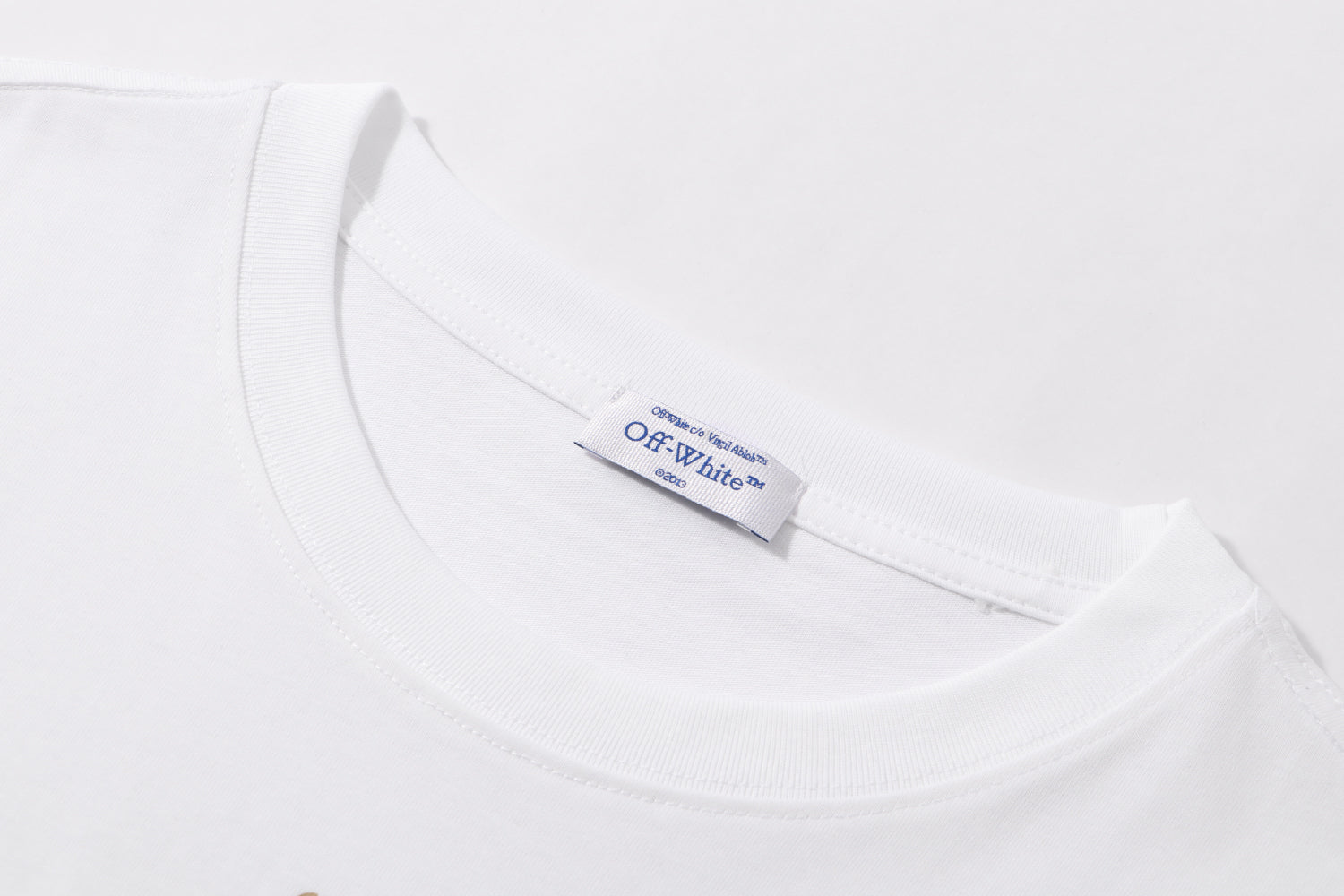 U1P36A19 Popular T-shirts