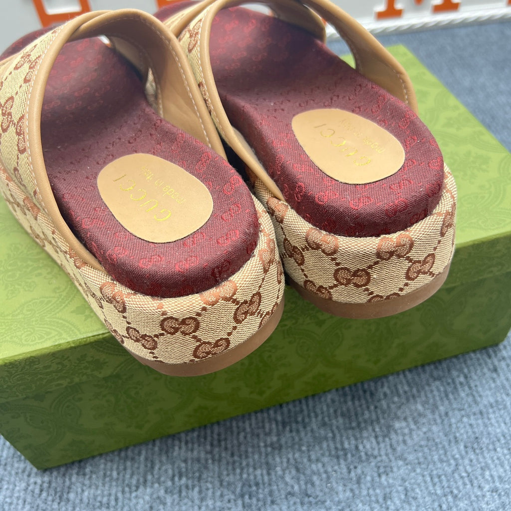 Z5YB69 Popular Slippers
