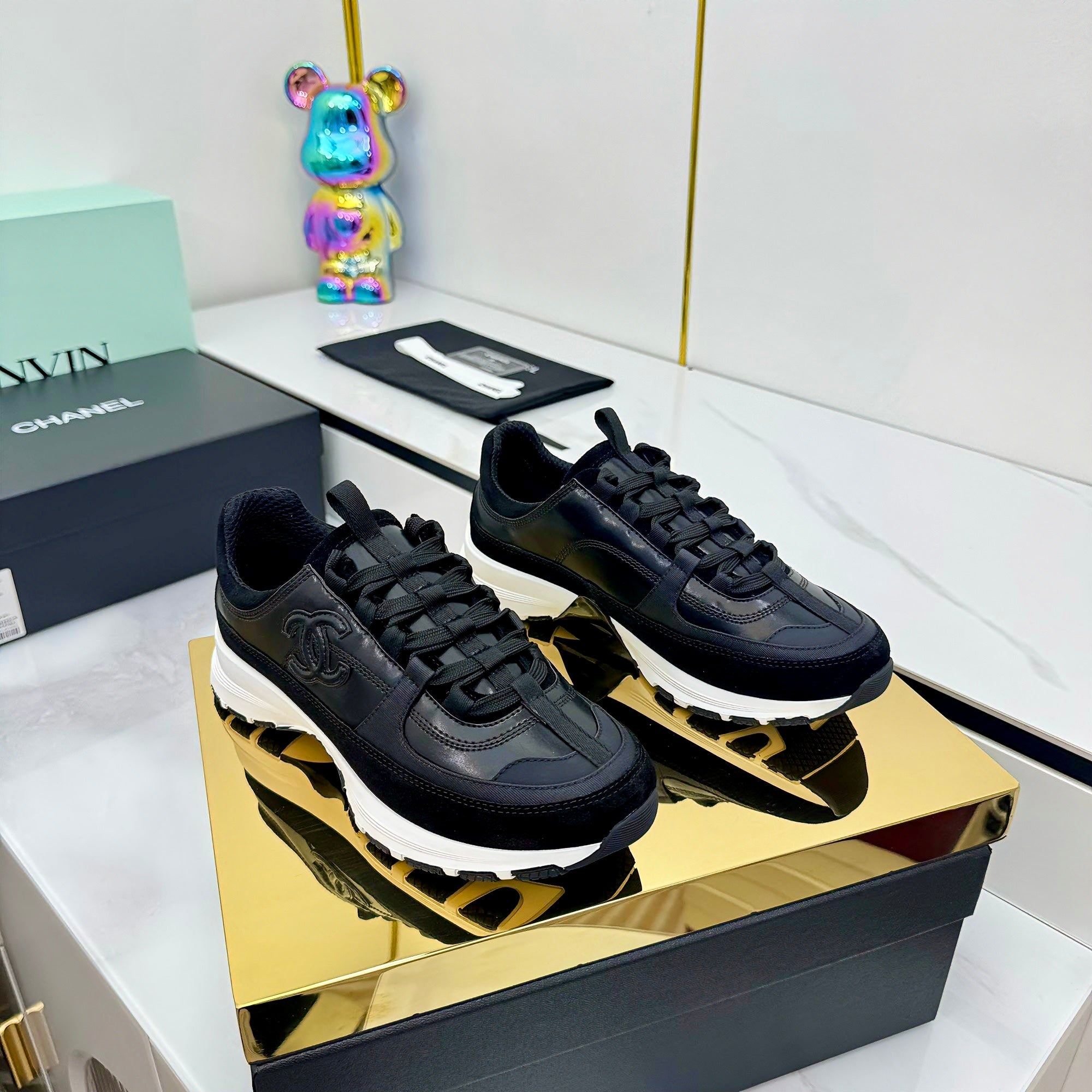Z2R85C6  Popular high quality shoes