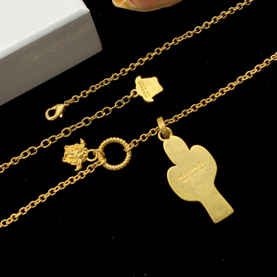 X1Q85V362X Popular Necklaces