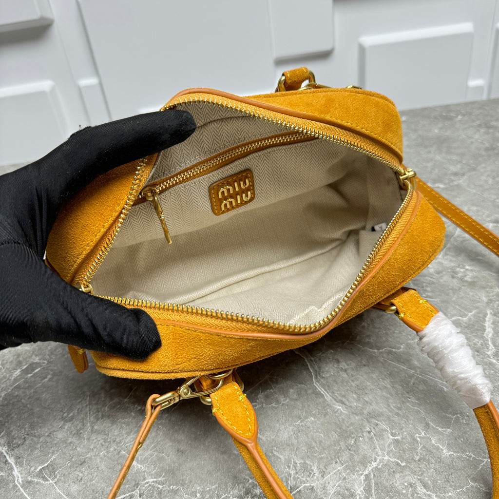 B1P36A27 Popular bag