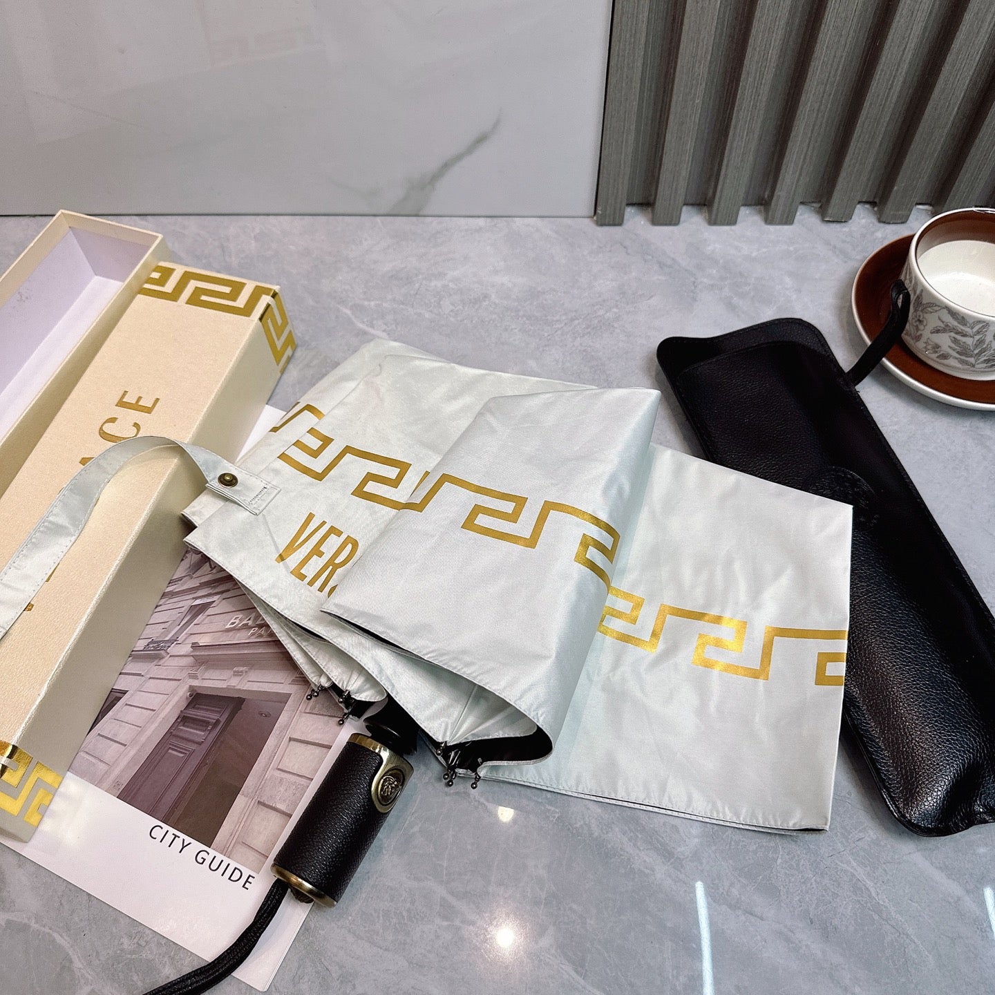 J1R85V11 Popular UV resistant umbrella