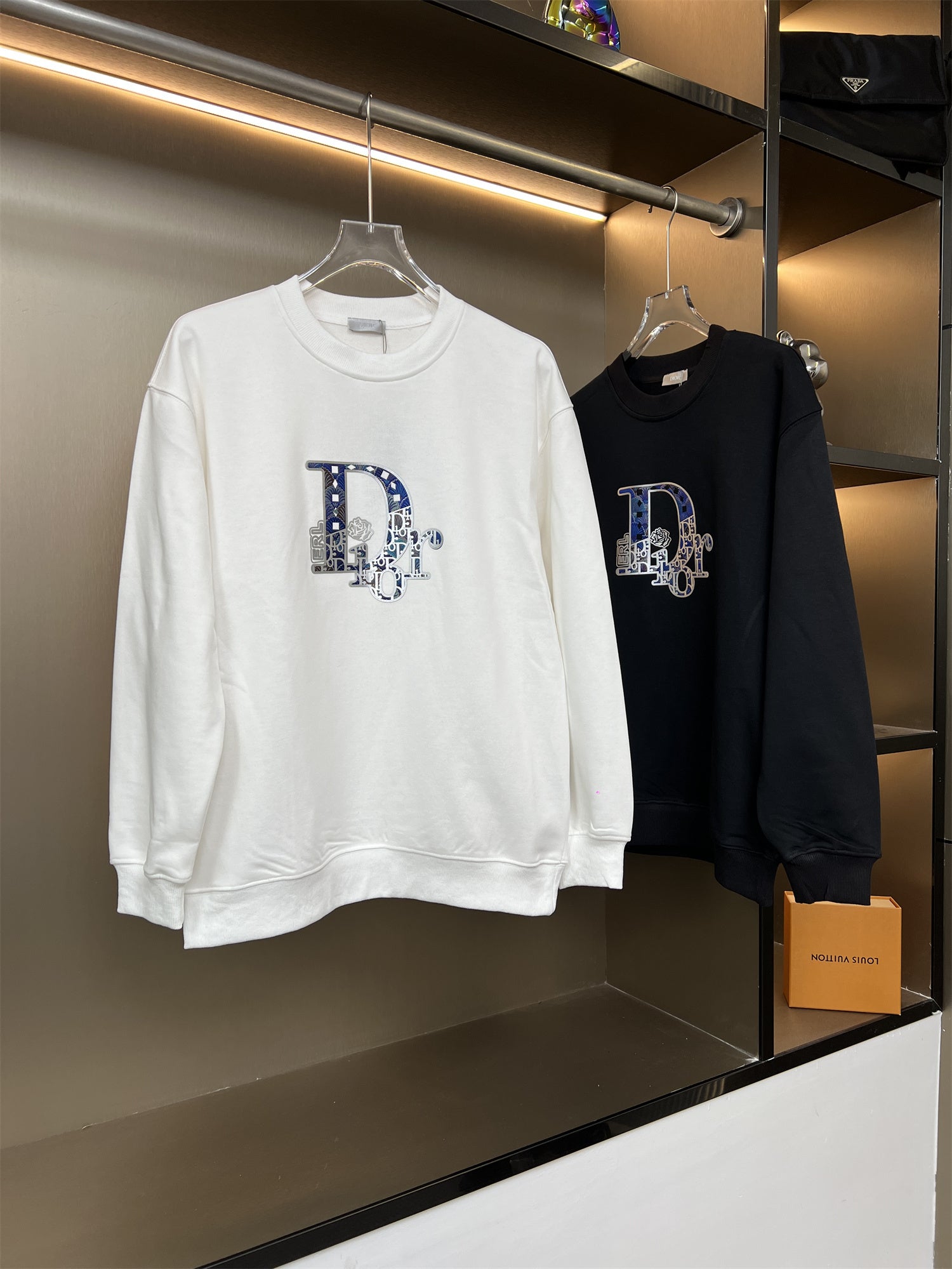 U1Z85D165 Popular Sweaters