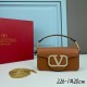 B1W35VL114 Popular  leather bag