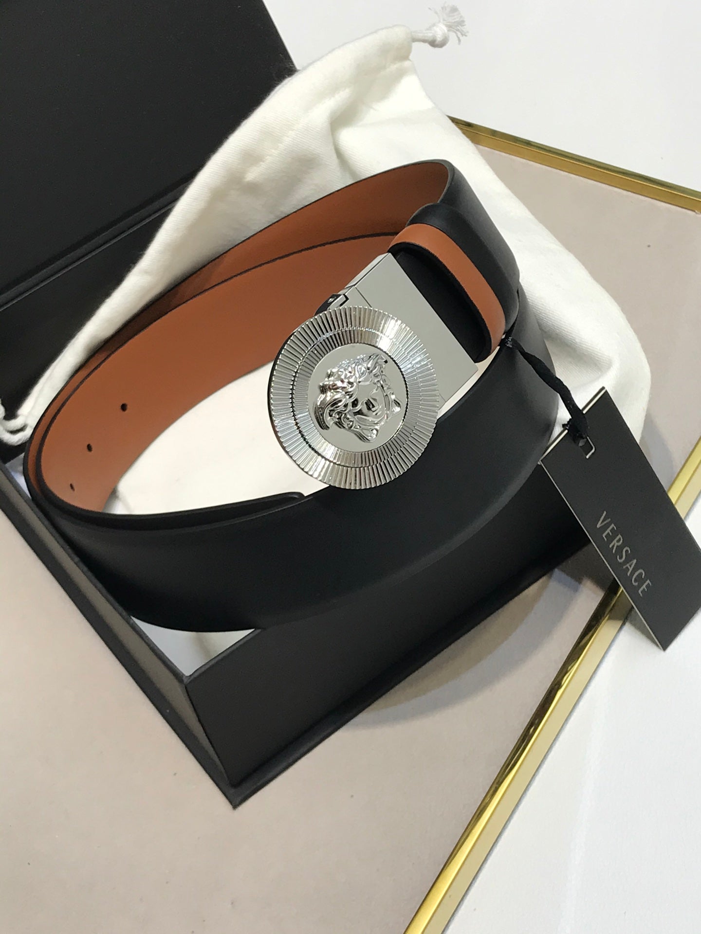 P1Q64V90 Popular  High quality belt With full package