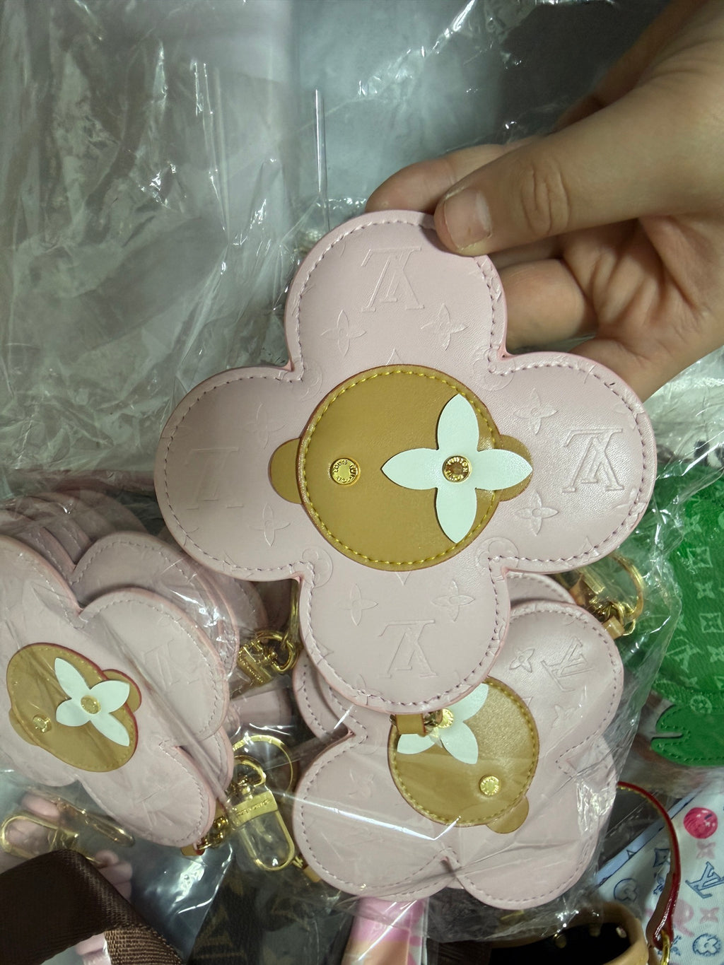 A1R46E37 Popular bag 's charms accessories
