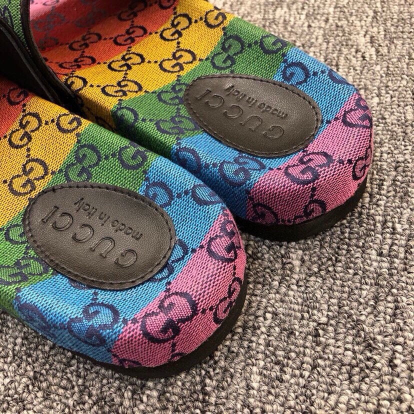 Z5R76B2 Popular Slippers