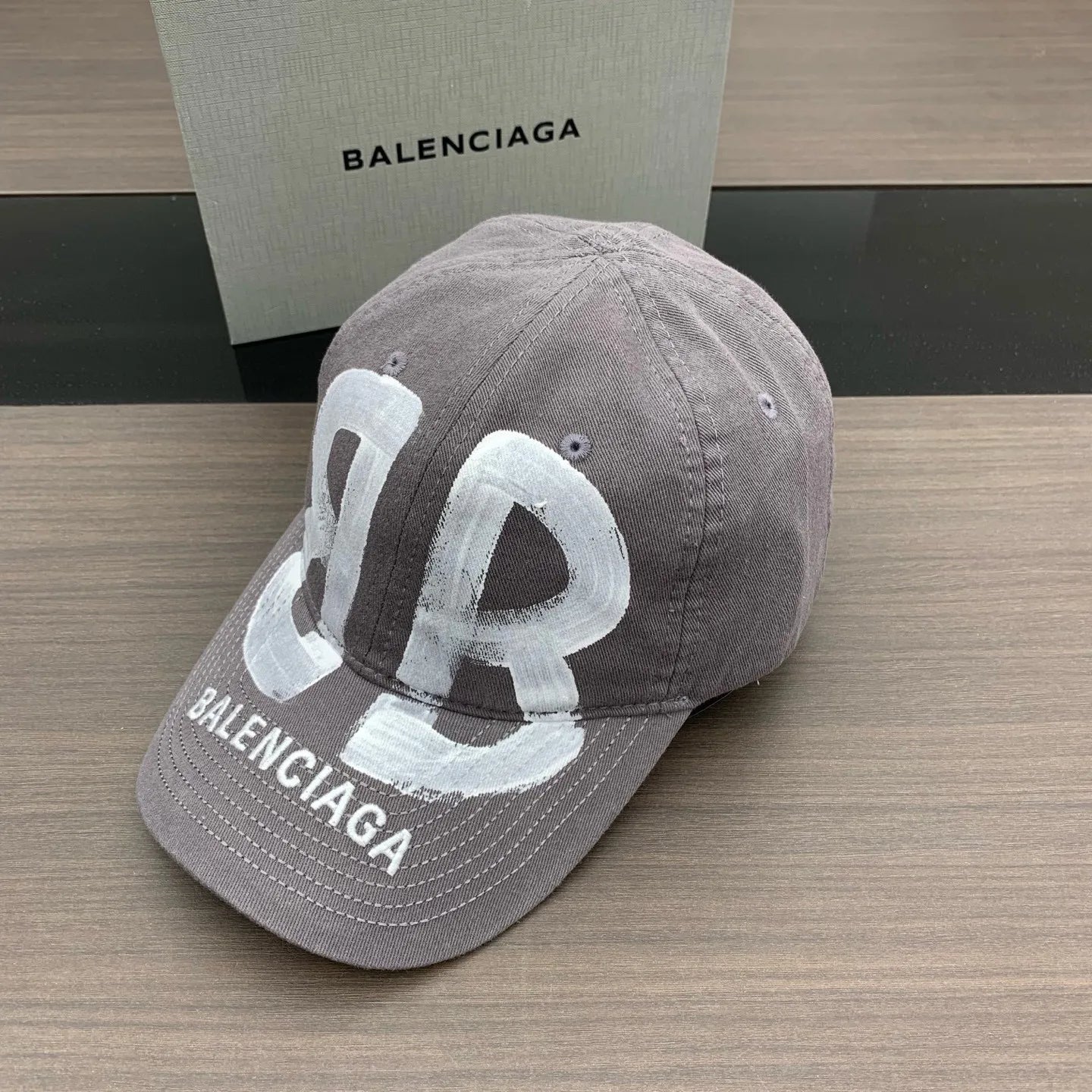 M1Z35J530 Popular hats