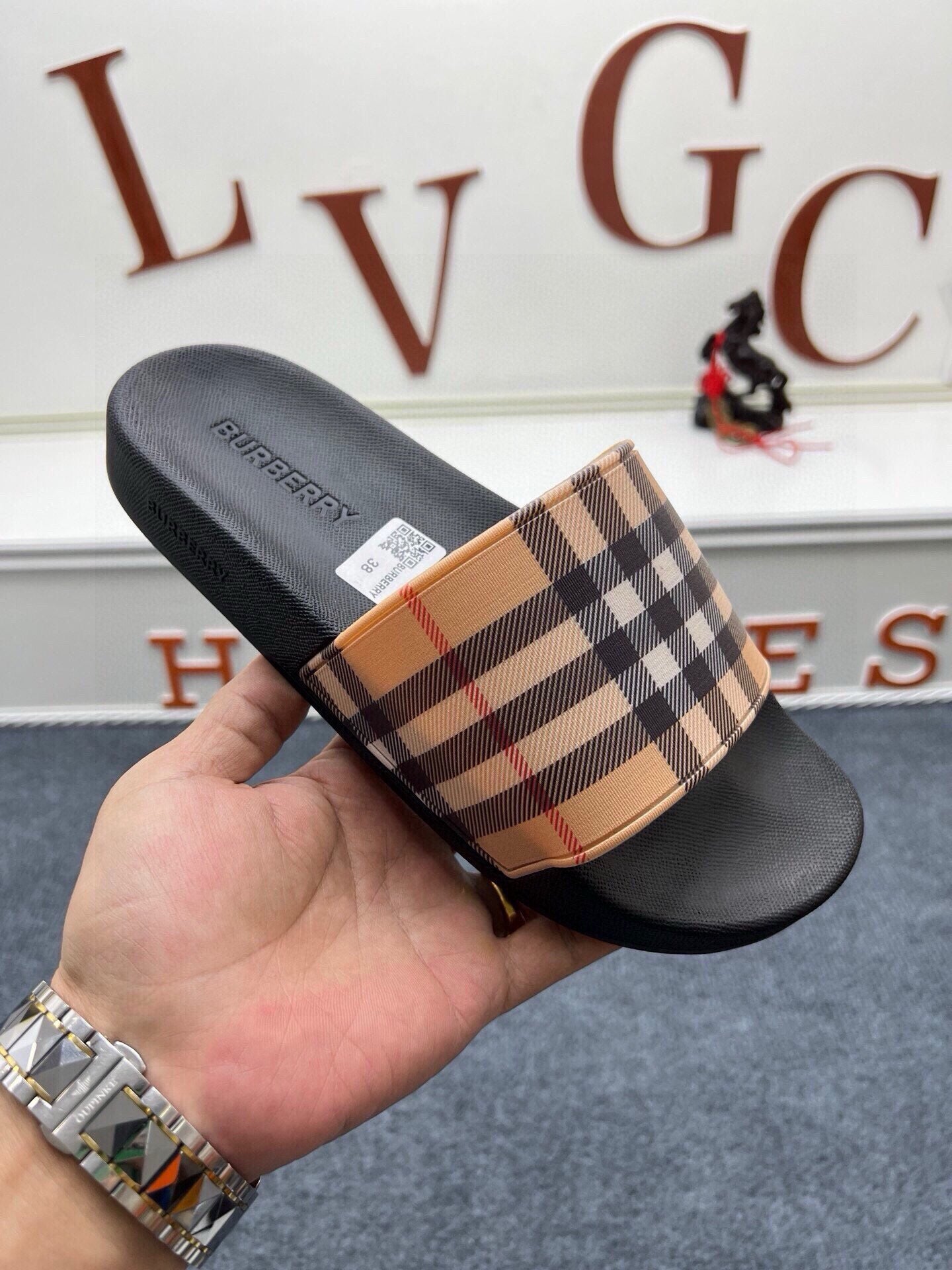 Z5Z35R253 Popular Slippers