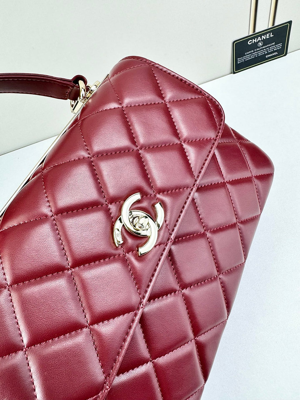B1X76C7  Popular leather bag